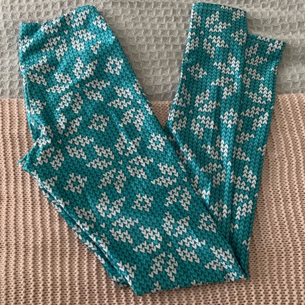 Goldsheep snowflake heart  leggings!